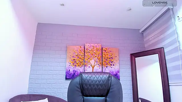  alaiasmile  online show from May 4, 7:32 pm