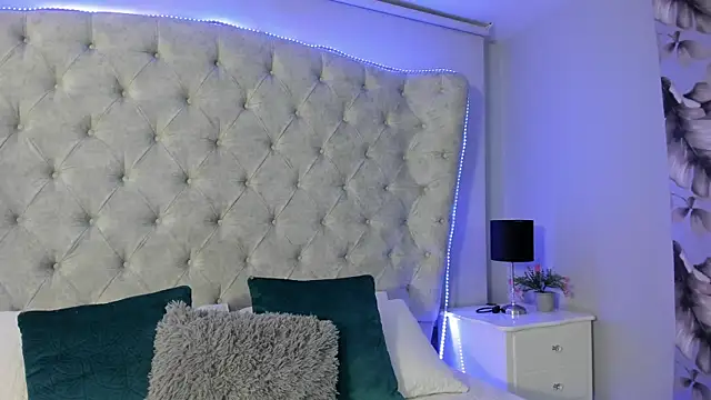 dafne bss online show from December 23, 5:38 am