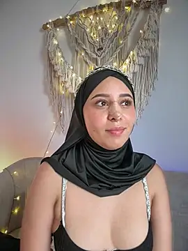 Snapshot of Naughty_arabs chatting on March 2, 9:21 pm Naughty arabs online show from March 2, 9:21 pm