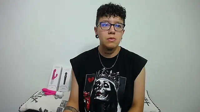 alex noa online show from February 18, 7:19 pm