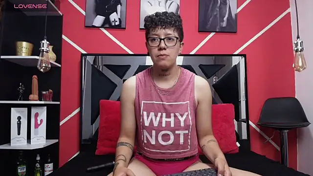 alex noa online show from March 3, 7:28 pm