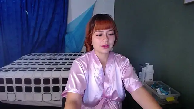 Snapshot of kitty_d chatting on December 3, 8:06 pm kitty d online show from December 3, 8:06 pm