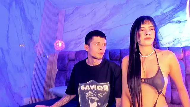 kendalltaylorr online show from May 22, 3:35 am