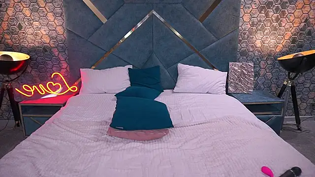 ArianaDarkk online show from October 19, 7:47 pm