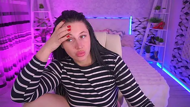 ArianaDarkk online show from May 12, 7:55 pm