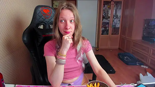 cutieMila online show from February 10, 11:03 am