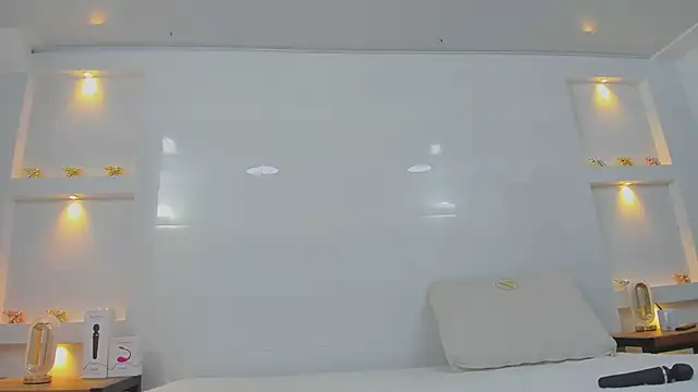 Snapshot of Dalia-Prada chatting on February 26, 3:49 am Dalia-Prada online show from February 26, 3:49 am