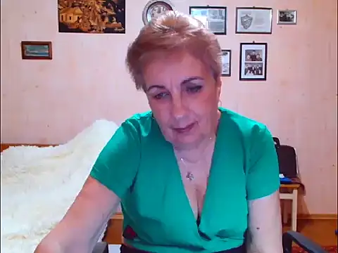 Victoria5643 online show from March 13, 7:42 pm