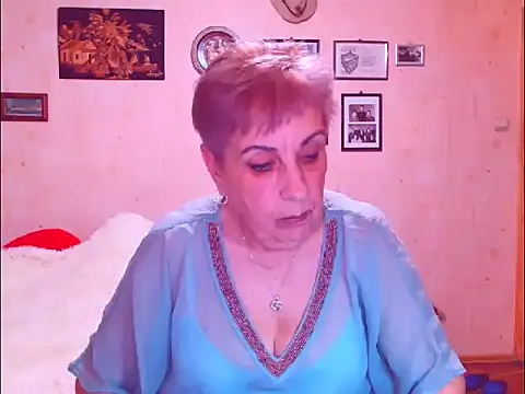 Victoria5643 online show from March 30, 5:03 pm