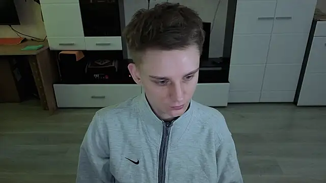 angryzan online show from February 11, 6:07 am