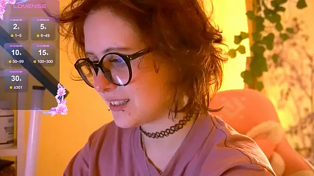 Snapshot of lily_noris chatting on January 12, 2:33 pm lily noris online show from January 12, 2:33 pm