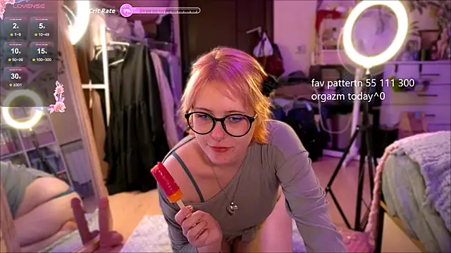 lily noris online show from May 10, 7:08 pm