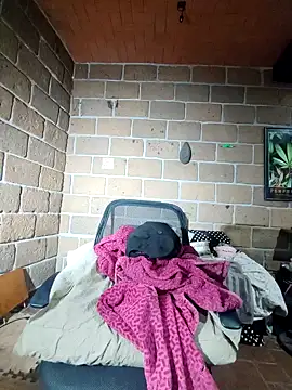 Pitudo20cmm online show from October 31, 5:41 am