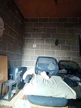 Pitudo20cmm online show from November 2, 10:06 am