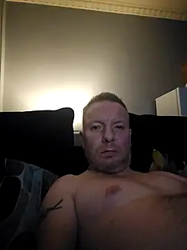 walker1979 online show from October 18, 12:13 am