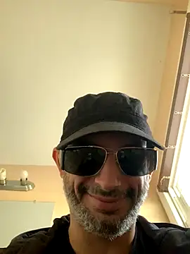 hailzeffn online show from October 17, 3:25 pm