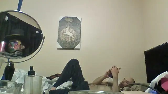 hailzeffn online show from May 13, 12:41 am