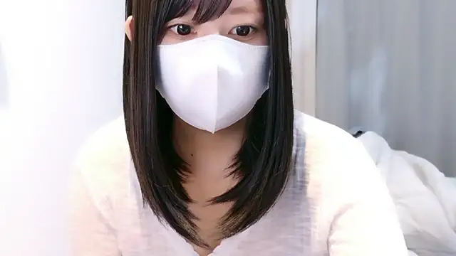 YUTSU KI online show from June 11, 1:42 pm