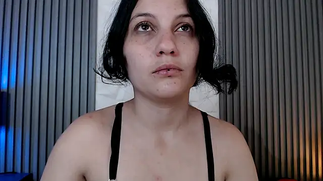 sophy rock online show from October 11, 3:43 pm