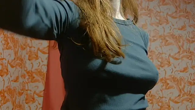 strawberrysmoothie online show from January 4, 11:27 pm