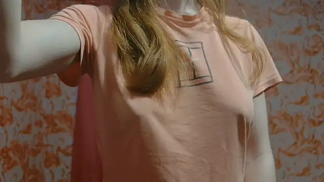 strawberrysmoothie online show from February 5, 11:06 pm