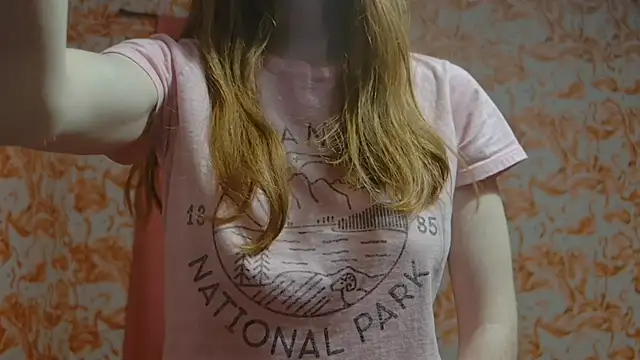 strawberrysmoothie online show from February 18, 4:04 am