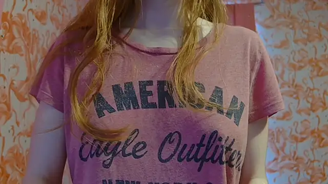 strawberrysmoothie online show from March 16, 8:54 pm