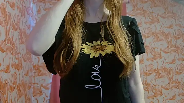 strawberrysmoothie online show from September 18, 5:37 pm