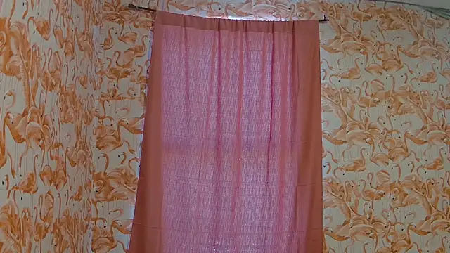 strawberrysmoothie online show from October 14, 6:42 pm