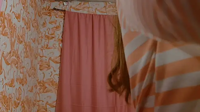 strawberrysmoothie online show from November 11, 12:43 am