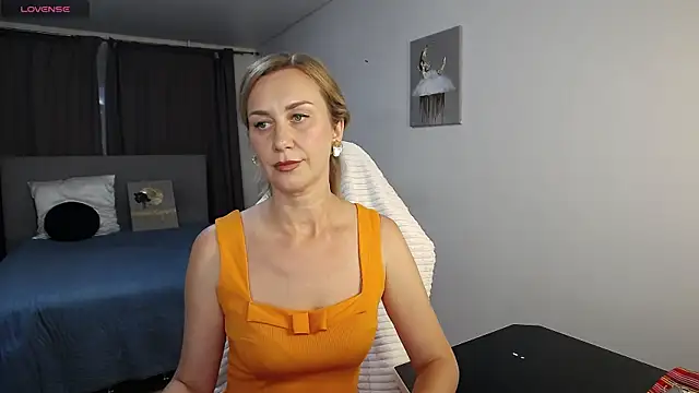 Snapshot of Vanessa_Nowak chatting on July 1, 5:34 pm Vanessa Nowak online show from July 1, 5:34 pm