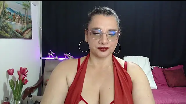 Aleja Gonzales online show from June 16, 11:29 pm