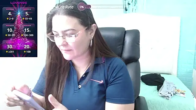 MsJossie online show from December 3, 3:20 am