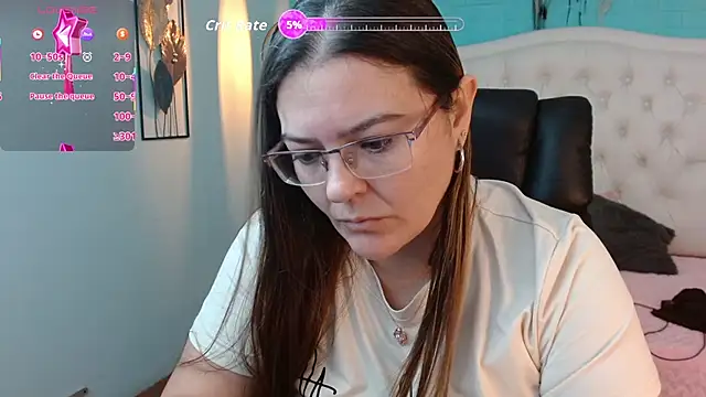 Snapshot of MsJossie chatting on January 10, 4:03 am MsJossie online show from January 10, 4:03 am