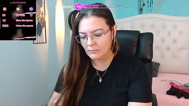 Snapshot of MsJossie chatting on January 11, 3:33 am MsJossie online show from January 11, 3:33 am