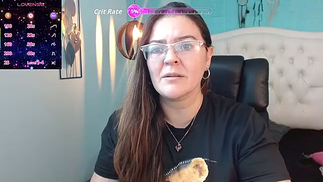 Snapshot of MsJossie chatting on February 8, 3:32 am MsJossie online show from February 8, 3:32 am