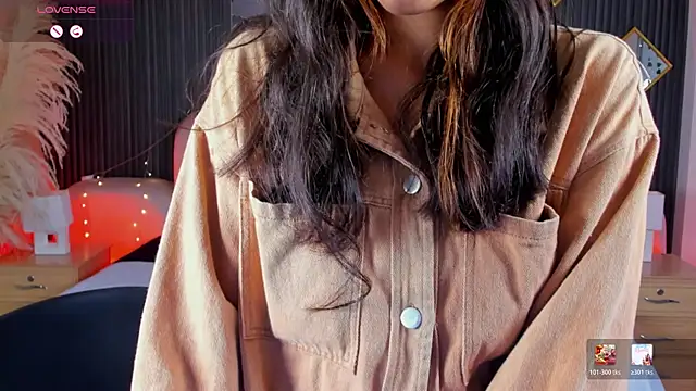 Agathaargent  online show from February 8, 11:46 am