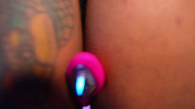 Snapshot of YourMandy chatting on January 9, 7:15 pm YourMandy online show from January 9, 7:15 pm