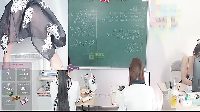 Snapshot of _Math_ chatting on January 9, 2:47 am Math online show from January 9, 2:47 am