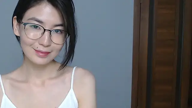 traxexe online show from March 6, 6:37 pm