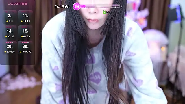 Snapshot of tina0604 chatting on February 7, 1:15 am tina0604 online show from February 7, 1:15 am