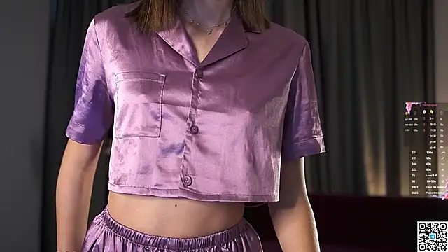 AnneKlint online show from December 7, 8:22 am