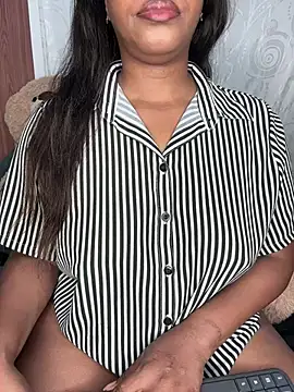 Snapshot of kitty__blackgl chatting on March 13, 11:39 am kitty blackgl online show from March 13, 11:39 am