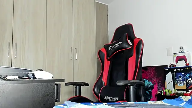 Snapshot of jacob_firexx chatting on October 25, 12:40 am jacob firexx online show from October 25, 12:40 am