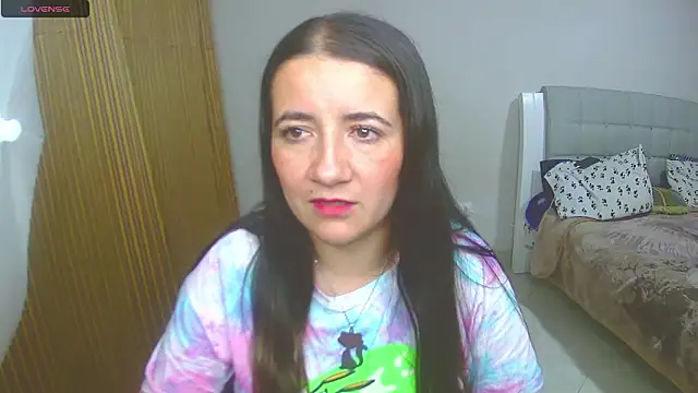 Snapshot of Dayanna_Smitt chatting on December 28, 12:57 am Dayanna Smitt online show from December 28, 12:57 am