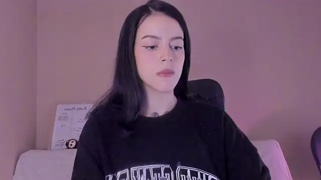 Snapshot of phoenix_xx chatting on March 24, 5:07 pm phoenix xx online show from March 24, 5:07 pm