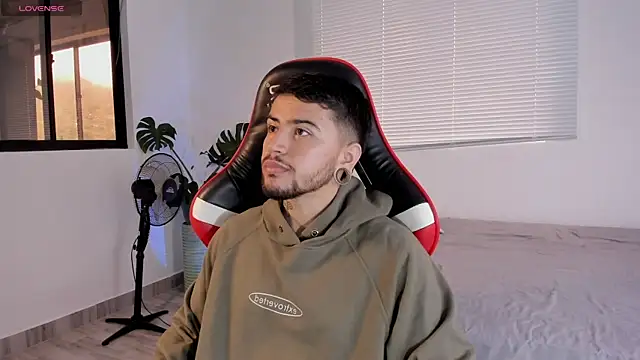 ftmphilip  online show from October 25, 12:13 pm