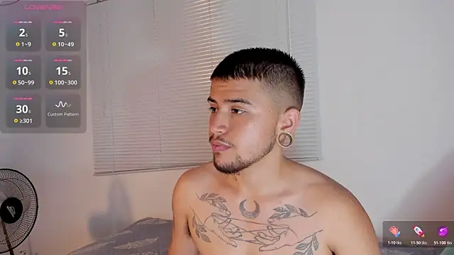 ftmphilip  online show from November 24, 10:42 pm