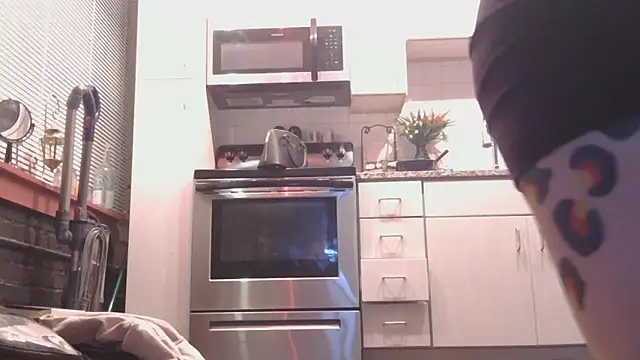 Snapshot of watermellonpussy chatting on September 20, 5:19 am watermellonpussy online show from September 20, 5:19 am