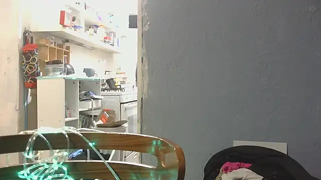 Snapshot of watermellonpussy chatting on October 4, 10:13 am watermellonpussy online show from October 4, 10:13 am